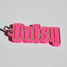 daisy pinshape names tag nametag wanhao4s ultimaker3 ultimaker-3 wanhao leapfrog stickers decals sticker dual-filament dual-extrusion dual-color decal keyring keyrings keychain keychain-hanger 3d print model - Mito3D