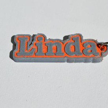 linda pinshape portachiavi hanger keychain decalcomania colore doppia estrusione filamento adesivo decalcomanie gli adesivi leapfrog wanhao ultimaker 3 ultimaker3 wanhao4s targhetta tag nomi frank badge distintivi 3d print model - Mito3D