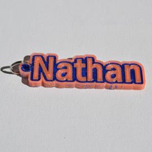 nathan pinshape keychain-hanger keychain keyrings keyring decal dual-color dual-extrusion dual-filament sticker decals stickers leapfrog wanhao ultimaker-3 ultimaker3 wanhao4s nametag tag names badge badges 3d print model - Mito3D