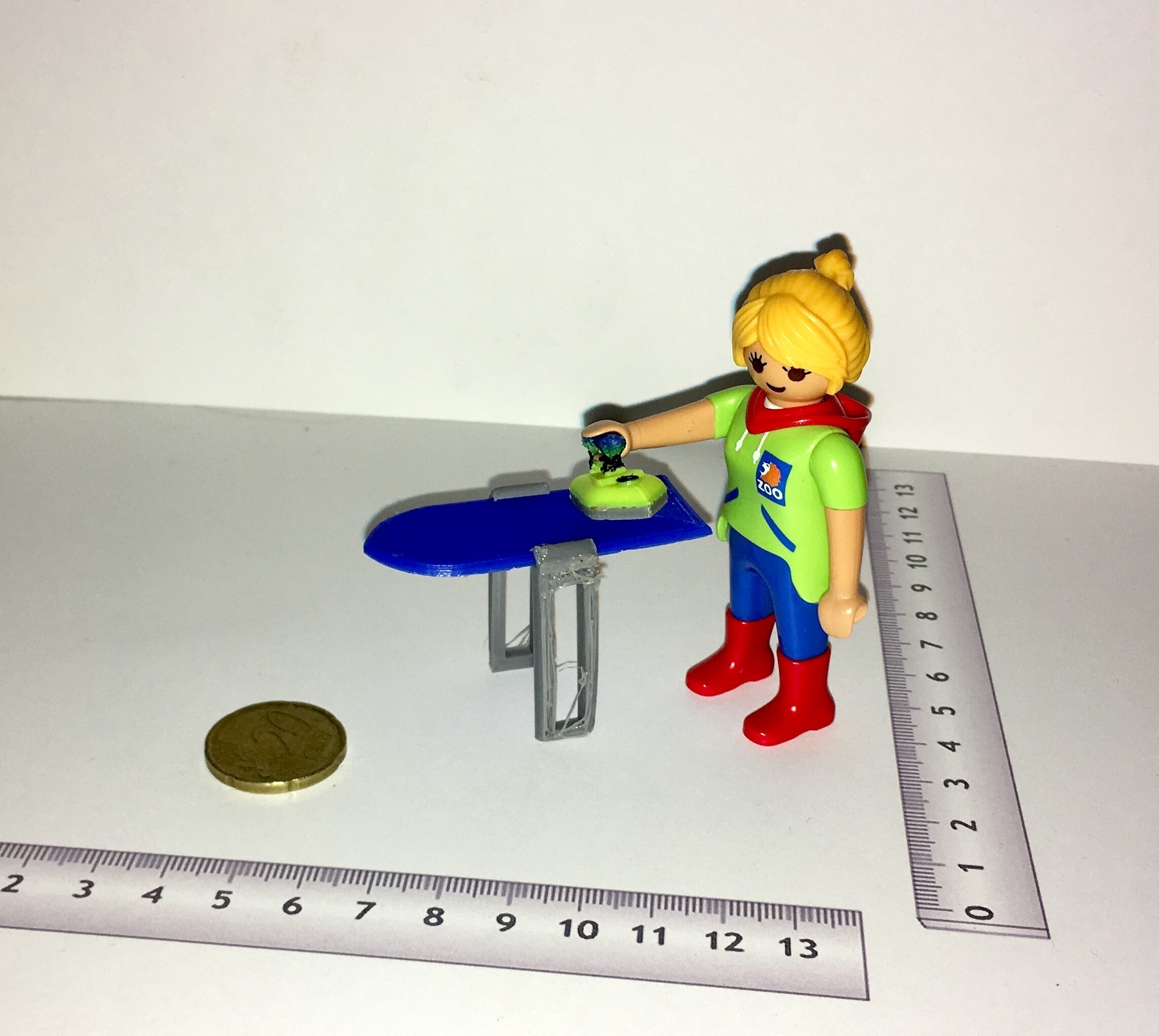 mesa plancha fer repasser pinshape hierro casa mu ecas muñecas playmobil 3D print model - Mito3D