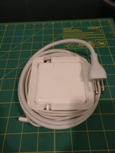 macbook pro usb-c charger wrap cord cutout pinshape charger-cable macbook-pro 3d-design 3d print model - Mito3D