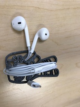 usc trojans earphone cord wrap organizer iphone 7 tested pinshape case earphones usc-trojans 3d print model - Mito3D