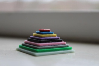 test dei colori piramide pinshape disegno 3d 3d print model - Mito3D