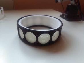totemoji pulsera pinshape pulseras tótem emoji 3d print model - Mito3D