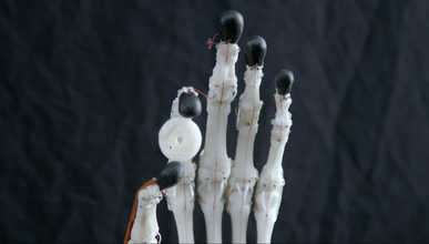 biomimetic robótica mão protética pinshape mecânica design contest 3d print model - Mito3D