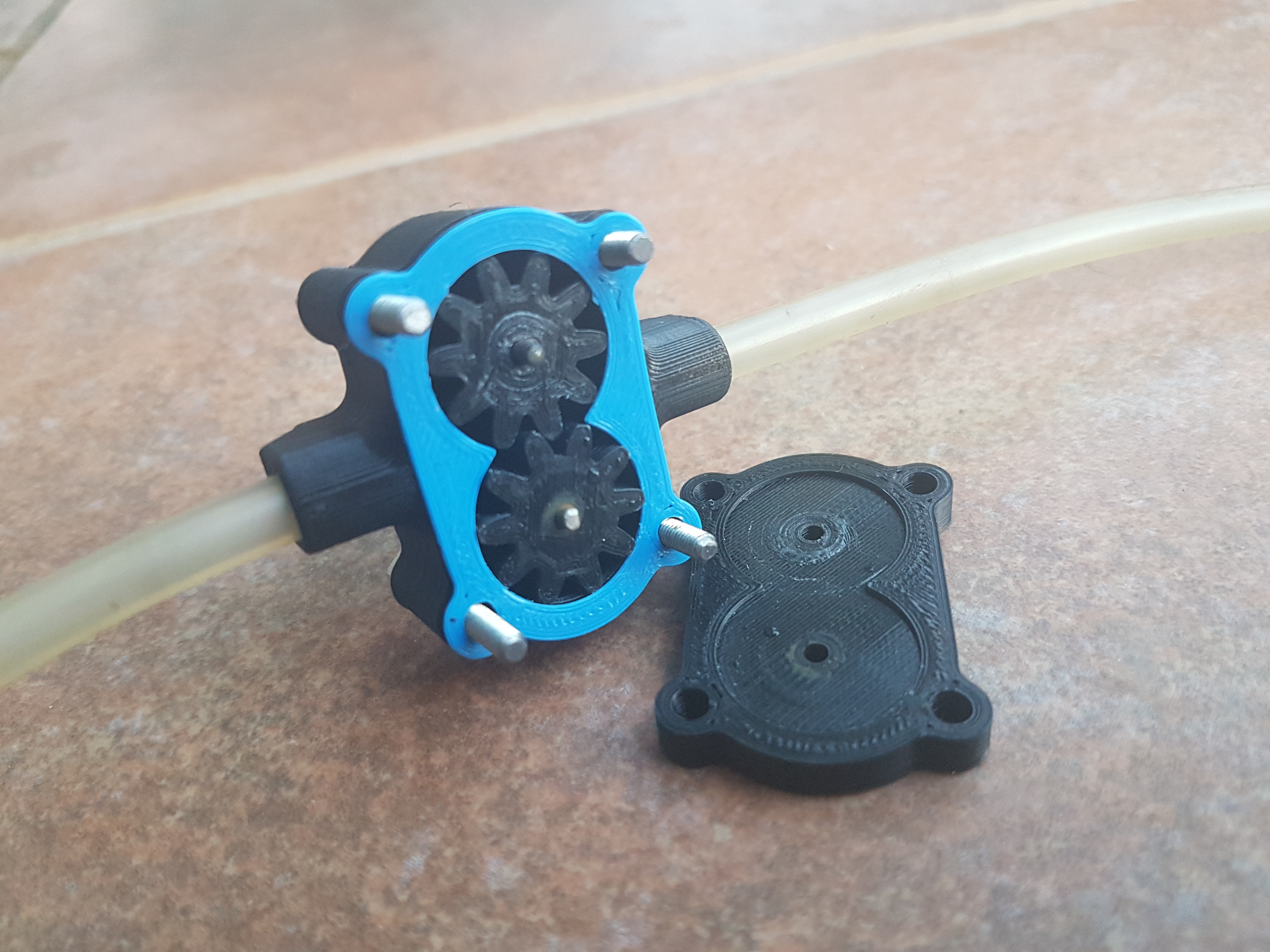 external gear pump assembly required pinshape mechanical-design-contest assembly-required water water-pump usable working-design gear-pump external-gear-pump 3D print model - Mito3D