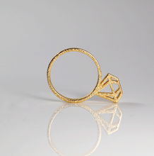pinshape elle-jewelry-design-contest ring janeandlisa customjewelry 3d print model - Mito3D
