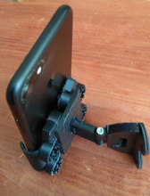 universal telefone suporte carro pinshape automática titular samsung iphone stand celulares 3d print model - Mito3D