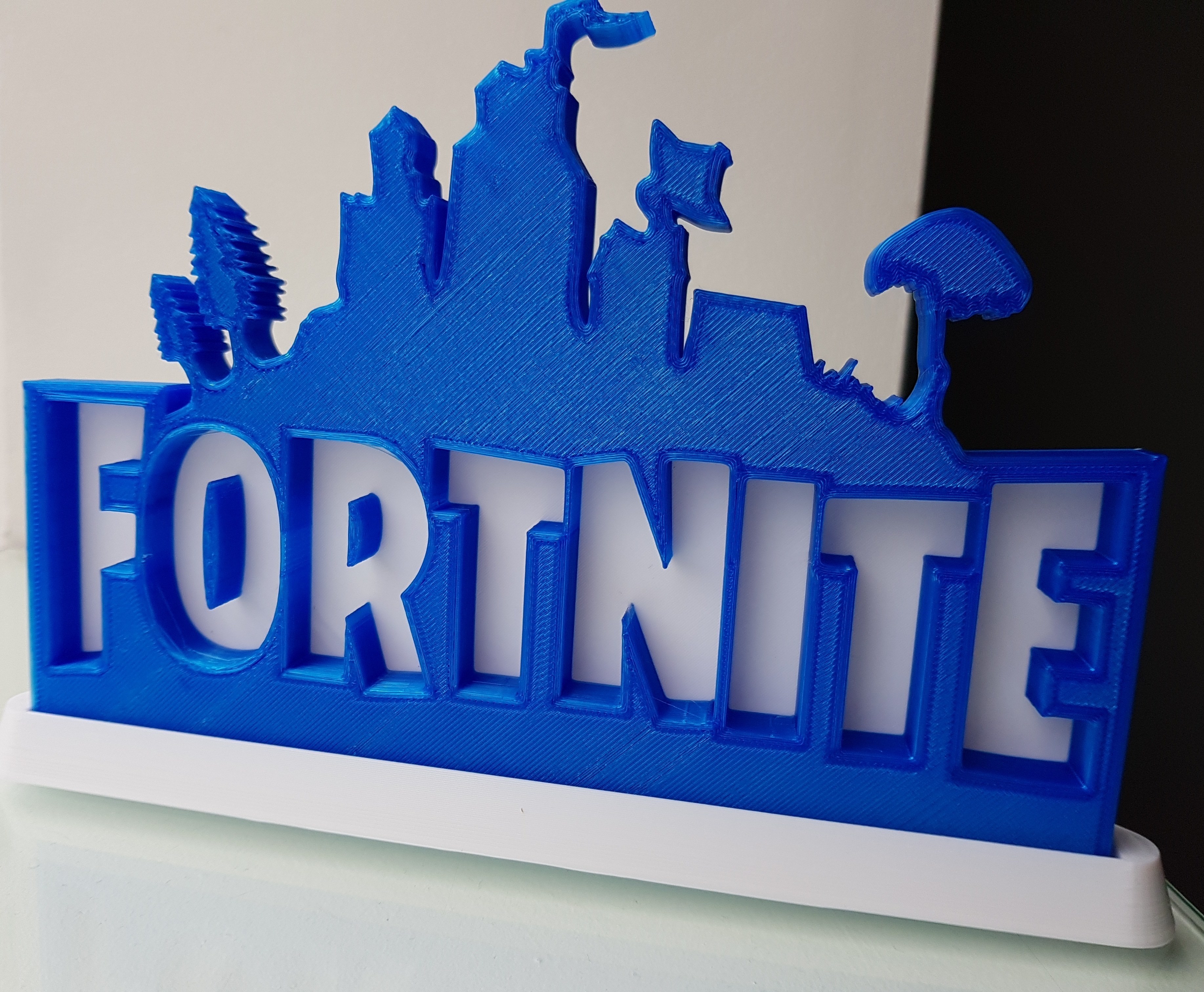 solidback fortnite remix base pinshape Spiel design Wettbewerb Multicolor pcmr stand Spiele 3D print model - Mito3D