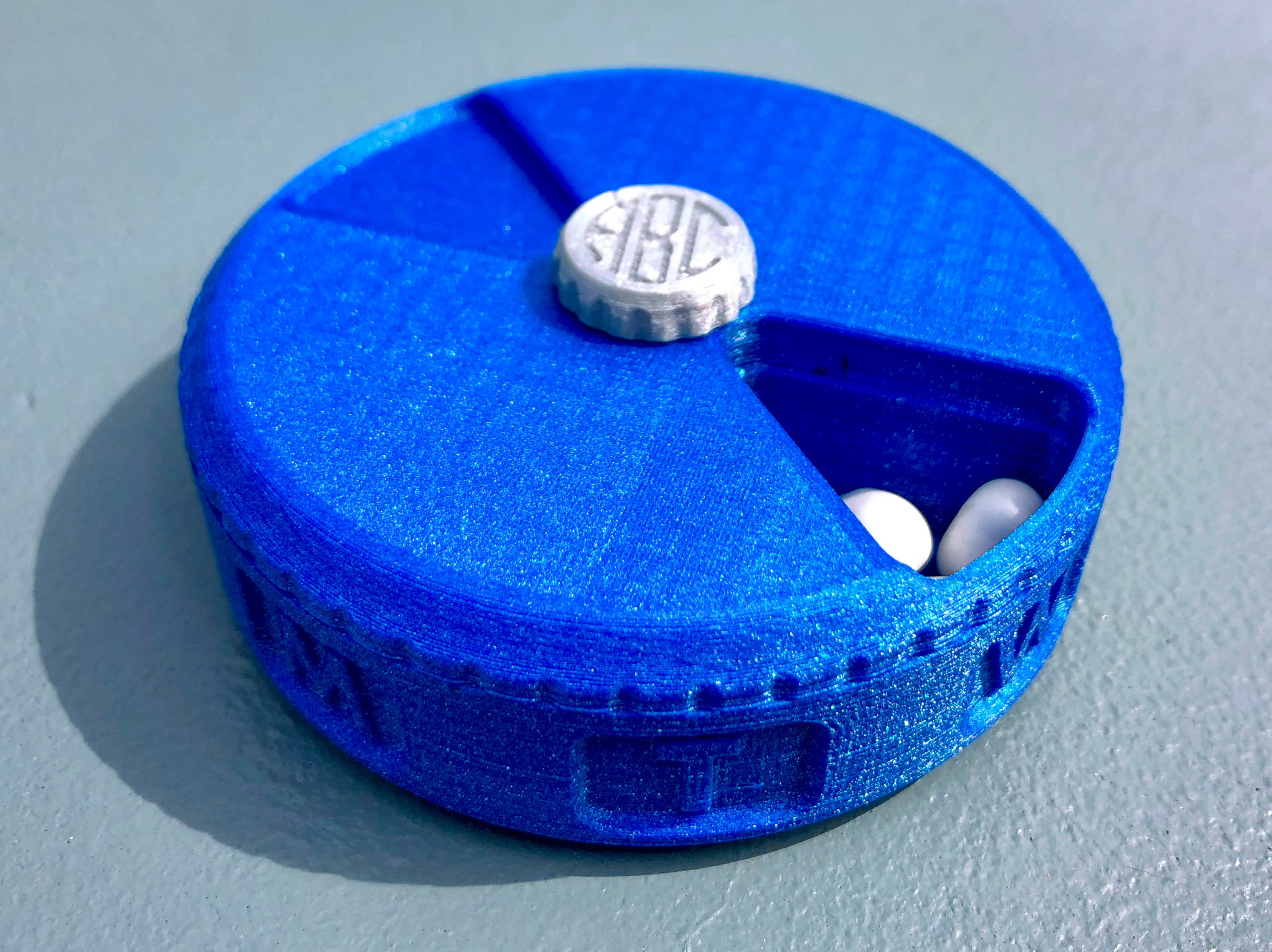 weekly pill case organizer monogram screw pinshape 7-day medicine-box medicine container vitamin pill-box pill-dispenser 3D print model - Mito3D