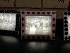 hearts frame light box pinshape hearts-frame light-box-light-box-frame lightbox lithopane 3d print model - Mito3D