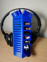 headpone memory stick holder pinshape headphones-holder memory-stick 3d print model - Mito3D