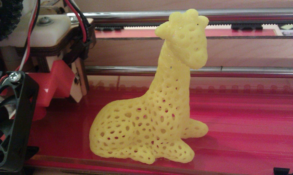 zürafa voronoi tarzı pinshape hayvan 3D print model - Mito3D