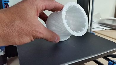 twisty cup pinshape 3d-design 3d print model - Mito3D