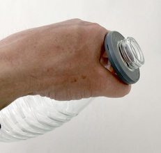 fluxo refrigerante cristal garrafa aguarde anel alfinete sodastream suporte 3d print model - Mito3D