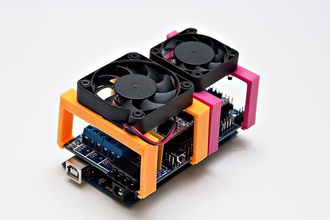 moab mère supports ventilateur pinshape raspberry pi rampes d'accès pcb galileo support customizer refroidissement clip 3d print model - Mito3D