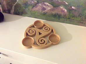 triskelion porte bougie pinshape réchaud celte entrelacs celticdesign celtique art 3d print model - Mito3D