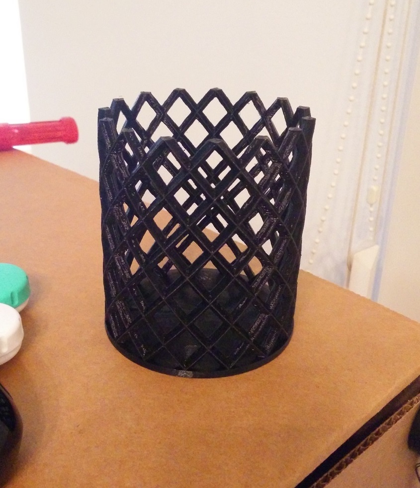 pencil holder - diamond pinshape cup 3D print model - Mito3D