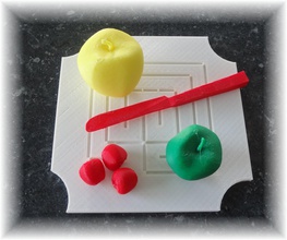 coasters breakfast- lunch- dinner- fruit-plates pinshape interactive-art 3d print model - Mito3D