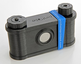easy 35 pinhole camera pinshape assembly required film 35mm pinhole-camera 3d print model - Mito3D