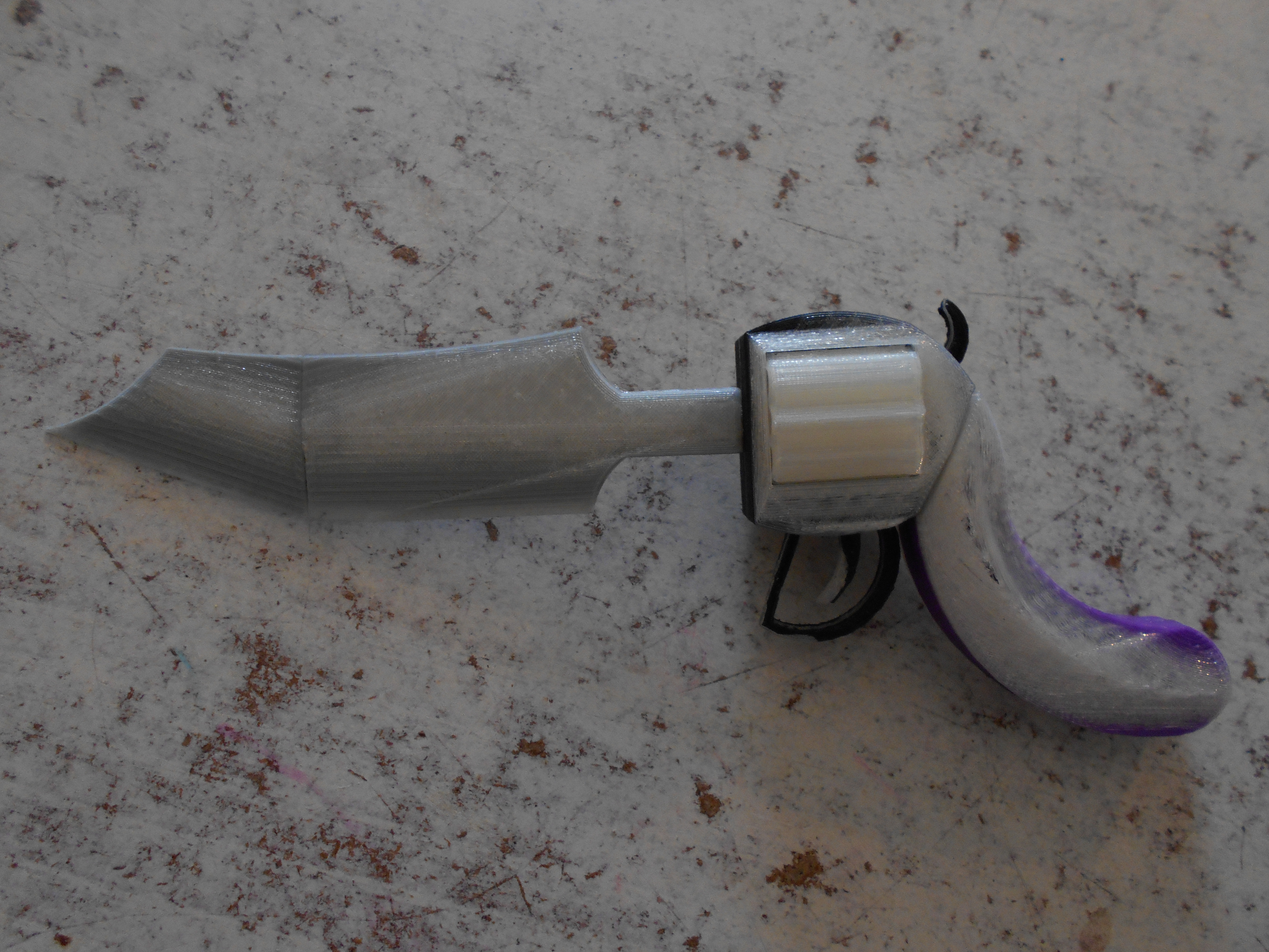 pistolet fiction pinshape couteau revolver arme feu 3D print model - Mito3D