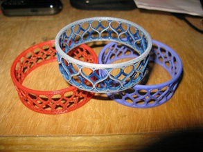heart bracelet pinshape openscad 3d print model - Mito3D