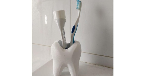 cup toothbrush toothpaste masemenonasaku download free stl model printablescom 3d models household bathroom toolholder toothbrushholder toothpasteholder 3d print model - Mito3D
