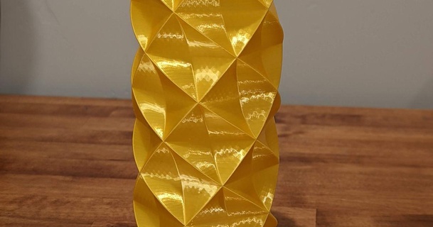 geometric spiral vase ericman314 download free stl model printablescom 3d models household decor spiralvase 3d print model - Mito3D