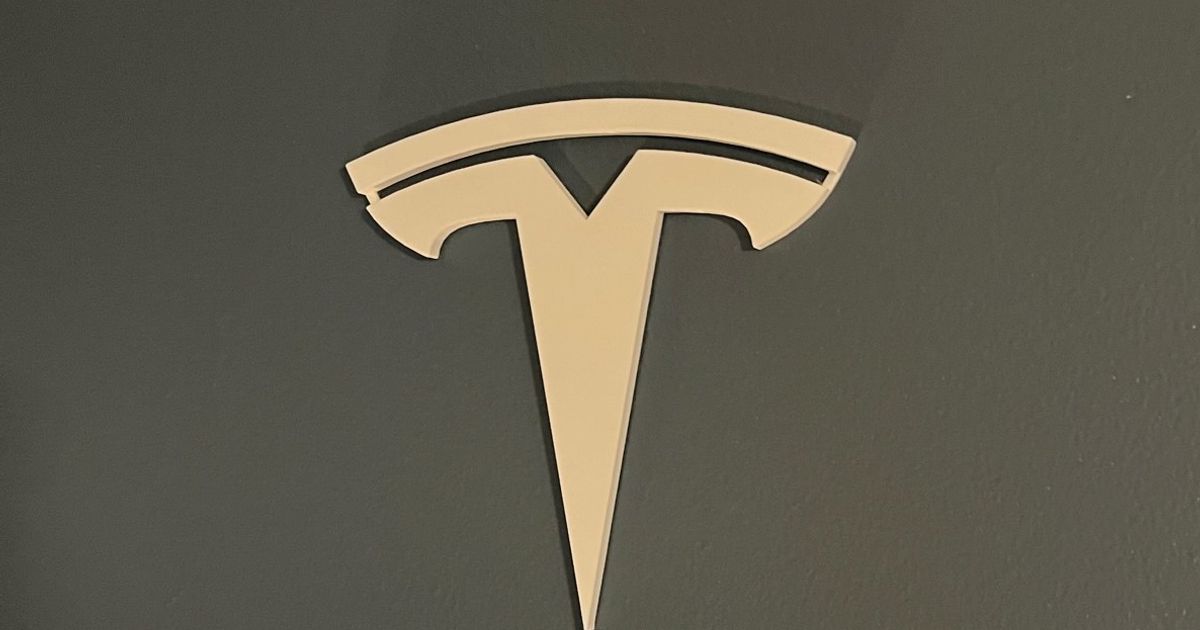 tesla logo piece qjake download free stl model printablescom 3d models art & design 2d plates logos flat model3 modelx 3D print model - Mito3D