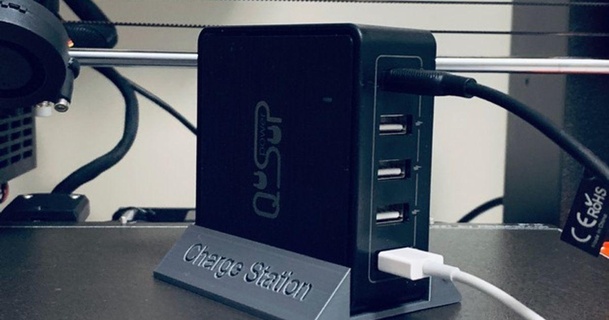 charging station stand holder 4 5 port usb charger anker qsup brands supported - customizable model 365lyf download free stl printablescom 3d models gadgets portable devices chargingstand usbcharger 3d print model - Mito3D