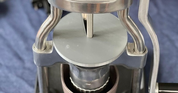 lid rok coffee grinder redchops download free stl model printablescom 3d models household kitchen coffeegrinder espresso 3d print model - Mito3D