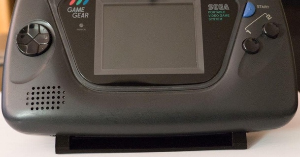 Sega Spiel Ausrüstung Anzeige Stand Shane download frei stl Modell Printablescom 3d Modelle Gadgets Konsolenständer Gamegear Spielausrüstung segagamegear 3d print model - Mito3D
