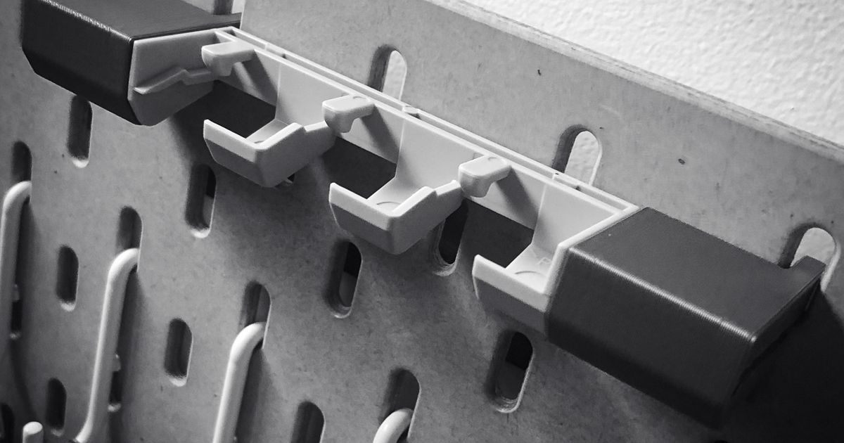 Bernina accessoire boîte Ikea skadis adaptateur peter Télécharger libre stl modèle imprimablescom 3d modèles loisir fabricants organisateurs pieds titulaire soutien couture 3D print model - Mito3D