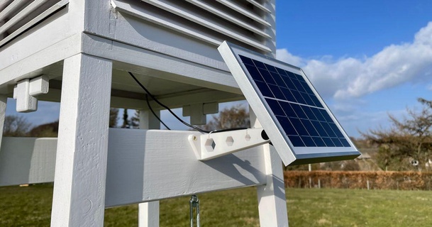 Wetter Bahnhof 9 Solar Panel montieren Harry download frei stl Modell Printablescom 3d Modelle Gadgets Windmesser barometrisch Feuchtigkeit Regen Sensor 3d print model - Mito3D
