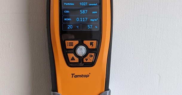 temtop m2000 series air quality meter wall bracket ben-s download free stl model printablescom 3d models gadgets airquality particles particulate particulatematter 3d print model - Mito3D