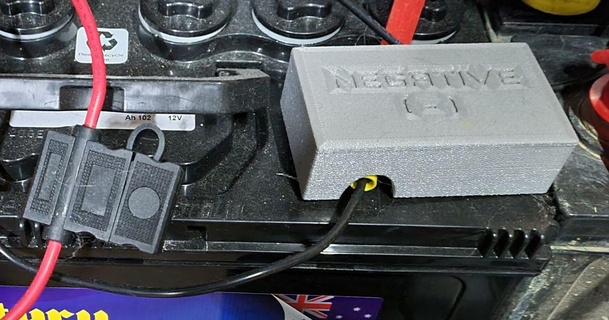 12v carro bateria cobrir bainha negativo terminal dingo aus baixar livre stl modelo printablescom 3d modelos passatempo fabricantes automotivo proteção 3d print model - Mito3D