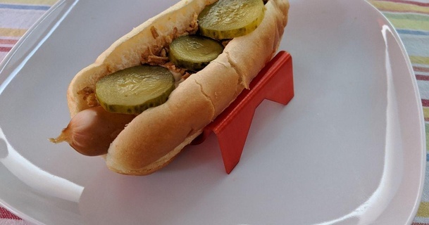 Hot dog titulaire soutien hurzhurz Télécharger libre stl modèle imprimablescom 3d modèles Ménage cuisine Fast food aliments hot dogs 3d print model - Mito3D