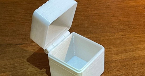 scatola incernierato coperchio cathy Scarica gratuito stl modello printablescom 3d Modelli gadget 3d print model - Mito3D