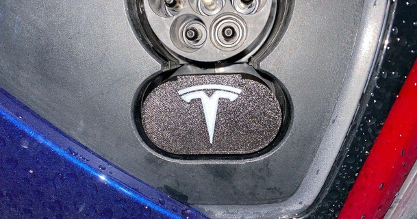 ccs örtmek kılıf Tesla araba sürüngenler indir Bedava stl model printablescom 3d modeller gadget'lar 3d print model - Mito3D