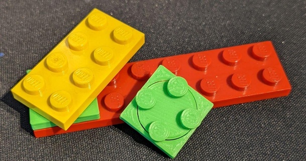 Lego compatible placa giratoria plato 2x2 huellas dactilares sitio vuelo descargar gratis stl modelo imprimiblescom 3d modelos juguetes juegos edificio 3d print model - Mito3D