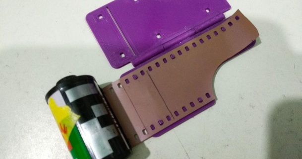 35mm filme líder cortador modelo vareta baixar livre stl printablescom 3d modelos aparelhos foto vídeo 3d print model - Mito3D