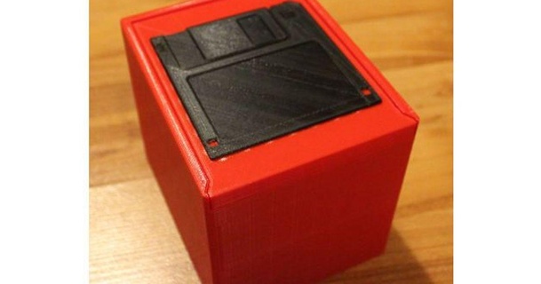 floppy disco scatola alloria Scarica gratuito stl modello printablescom 3d Modelli passatempo creatori organizzatori 3d print model - Mito3D