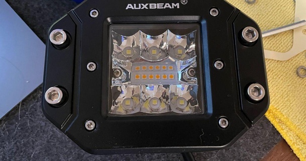 5 lumière cosse espaceur auxbeam affleurer monter Brendan Télécharger libre stl modèle imprimablescom 3d modèles loisir fabricants automobile 3d print model - Mito3D