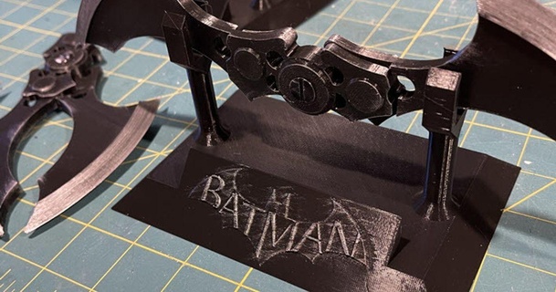 Arkham batarang estante soporte superhéroe descargar gratis stl modelo imprimiblescom 3d modelos Moda accesorios 3d print model - Mito3D