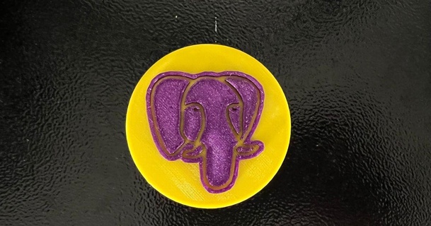 postgresql l'éléphant aimant badge pochoir Luther Télécharger libre stl modèle imprimablescom 3d modèles art conception 2d assiettes logos 3d print model - Mito3D