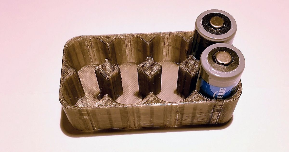 semplice cr123a batteria scatola tiene 8 batterie parlare Scarica gratuito stl modello printablescom 3d Modelli passatempo creatori organizzatori 3D print model - Mito3D
