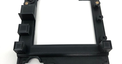 Game Boy Halterung sechzehnbit download frei stl Modell Printablescom 3d Modelle Gadgets tragbar Geräte gameboyzero Sudomod 3d print model - Mito3D