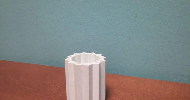 forma stella vaso semplice 3d stampa alunno Scarica gratuito stl modello printablescom Modelli domestico Casa attrezzature 3d print model - Mito3D