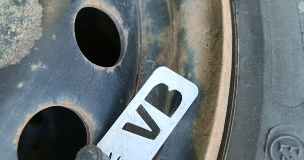 carro pneu armazenamento Tag escandinavo publicar baixar livre stl modelo printablescom 3d modelos passatempo fabricantes Ferramentas etiqueta tiretag pneus 3d print model - Mito3D
