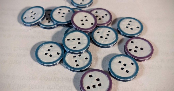 juego vida botones nombre usuario descargar gratis stl modelo imprimiblescom 3d modelos Moda accesorios botón boton ropa moda hombres 3d print model - Mito3D